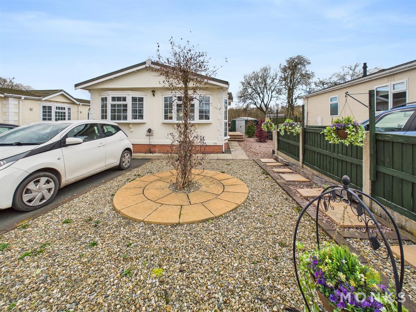 8 Brookside , Kinnerley, SY10 8EL For Sale